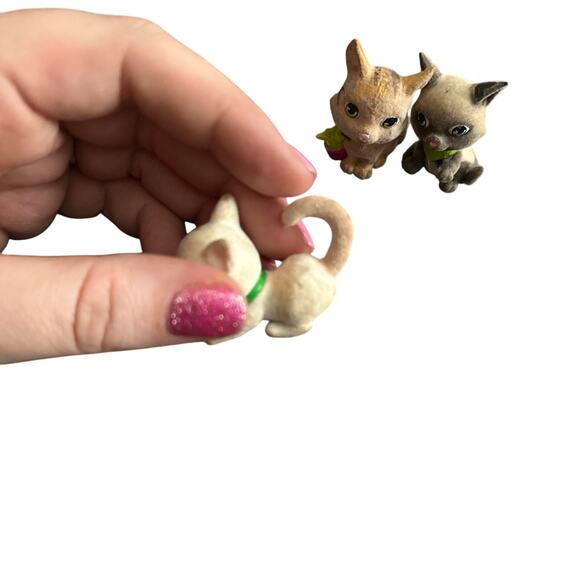 Kitty in my pocket set of 3 toy figures - Picture 2 of 7